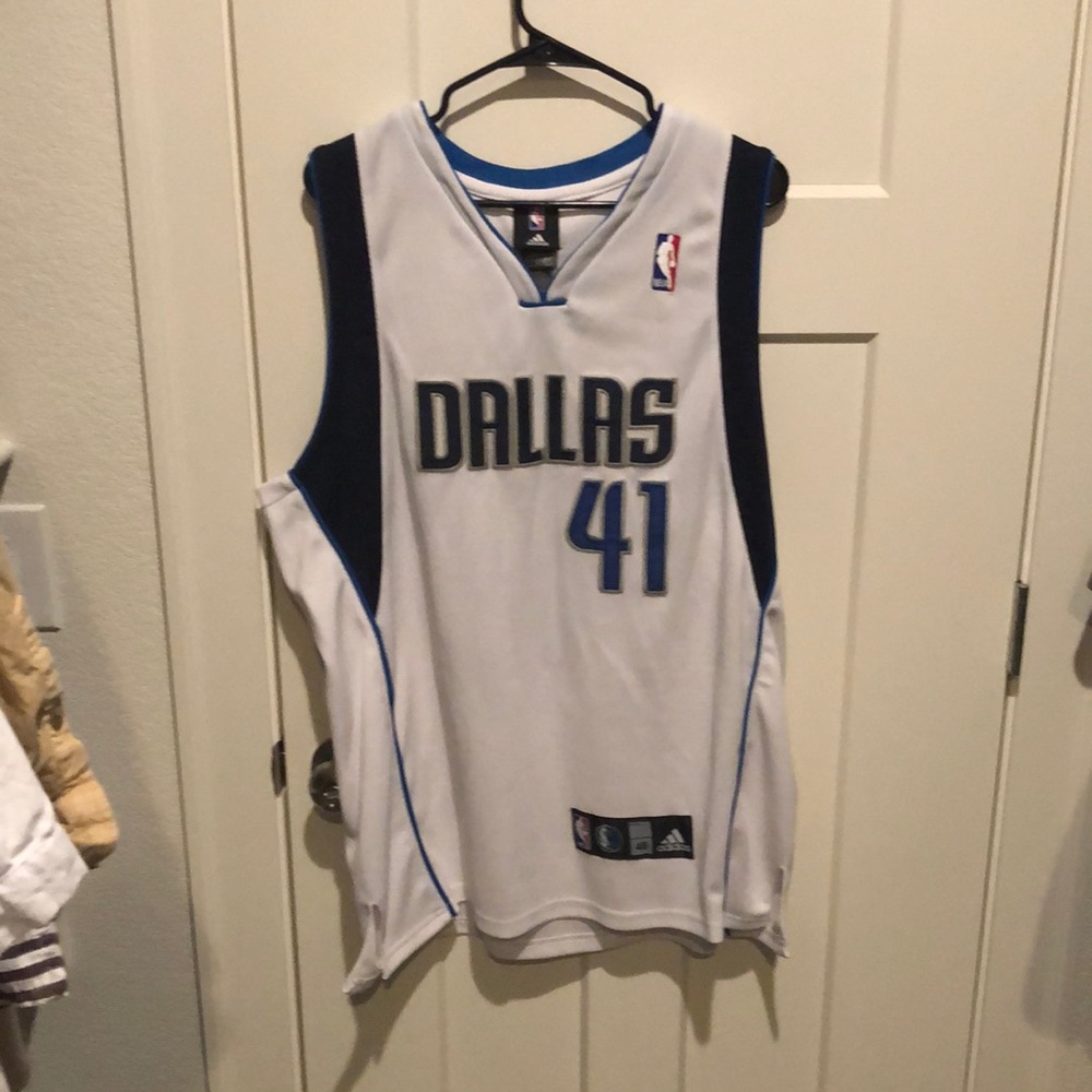 Adidas Dirk Nowitzki Dallas Mavericks Stitched Jersey - Size: 48
